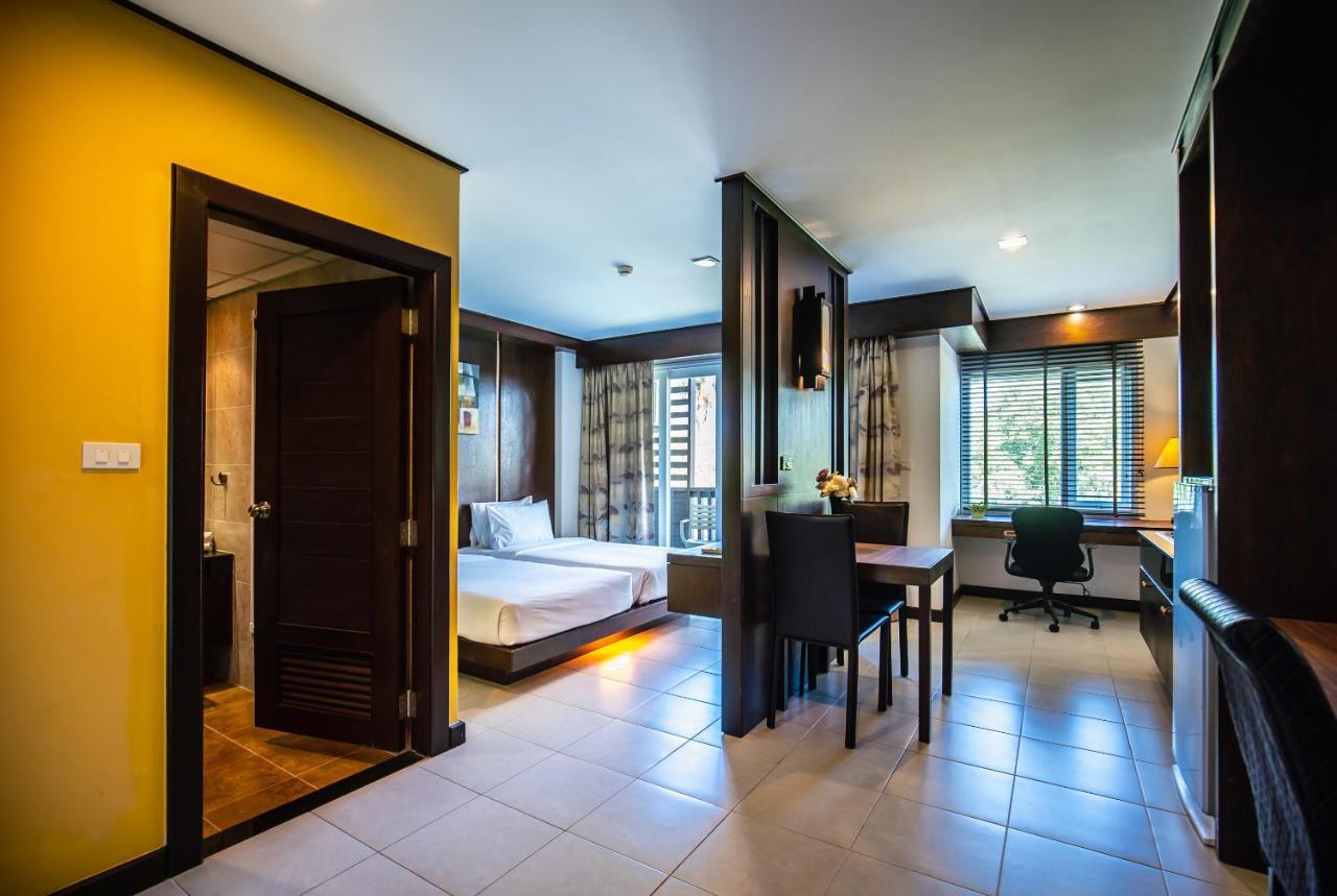Ratana Hotel Chalong Rawai Exterior foto